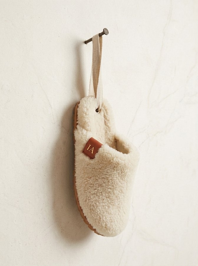 AI & Automation - Slippers